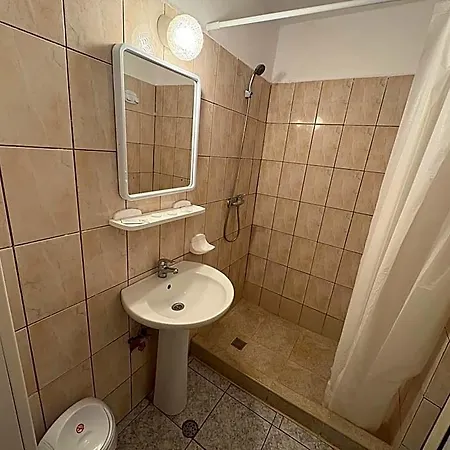 Szálloda Camelia 2*